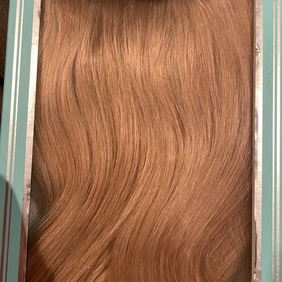 Layered HALO Remy Human Hair Extensions - Picture 2 of 2